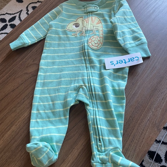 Carters NWT Footies Pajamas 3 Months - Picture 1 of 3